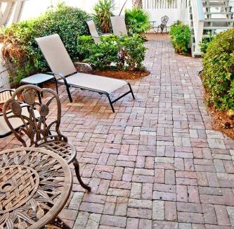 Tybee Island Hotel | DeSoto Beach Gardens