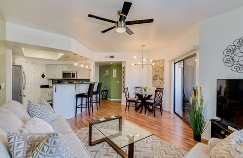 Maryvale Condo | Dessert Breeze Oasis