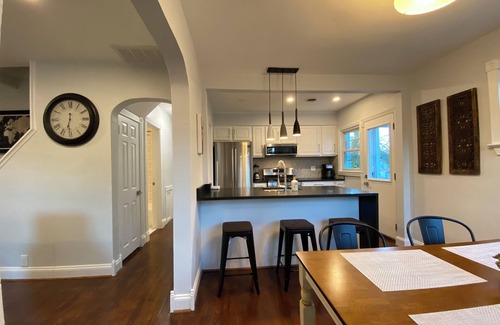 Langdon House | Detached 5-bedroom house w/off-street parking