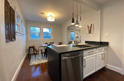 Langdon House | Detached 5-bedroom house w/off-street parking