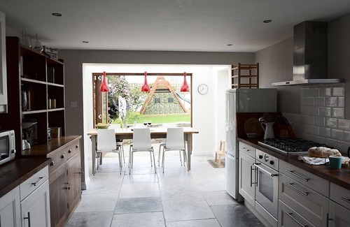 Kilkhampton Cottage | Detached Character Cottage, Family Friendly With Play Facilities Outside.