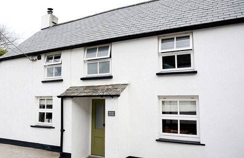 Kilkhampton Cottage | Detached Character Cottage, Family Friendly With Play Facilities Outside.