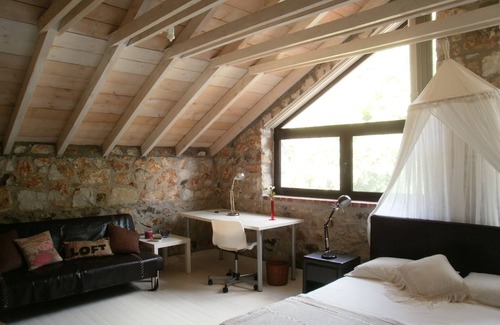 Stavroupolis House | DETACHED FULL FURNISHED STONE BUILD NEAR R.R STATION AND RIVER NESTOS