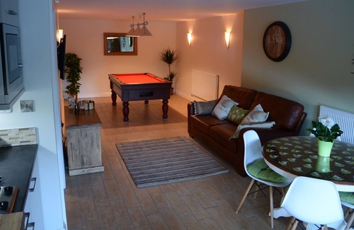 Horton House | Detached House Directly on Rudyard Lake, Staffordshire Moorlands