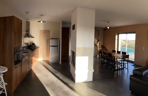 Quissac House | Detached house with private pool for family vacations.
