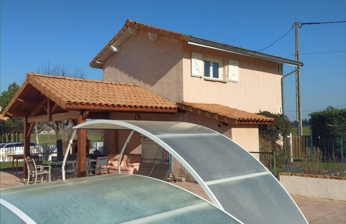 Septeme House | Detached house with swimming pool 15 mins from Vienna