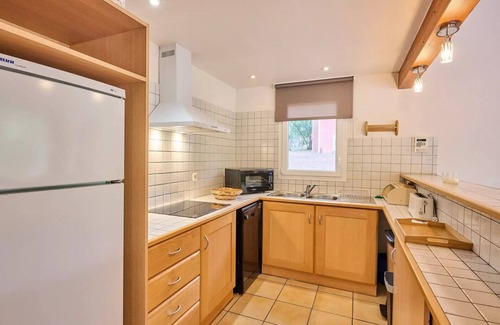 Quillan Villa | Detached villa, 2 bathrooms + air conditioning, sleeps 8