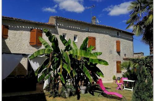 Tourriers House | Deux Chambres d'Hôtes dans charmante longère Charentaise