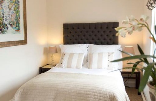 Muchelney Hotel | Devonshire Arms