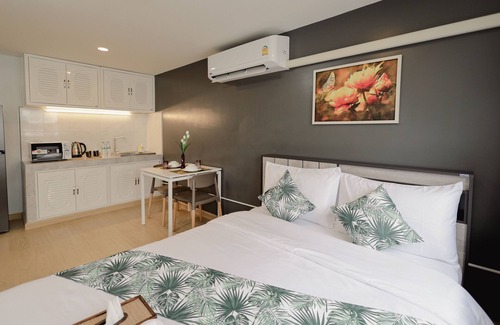 Ban Mai Apartment | DHIresidence at Impact Muangthong