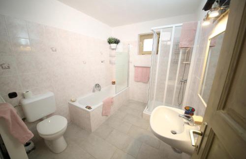 Diosviszlo House | Dióhéj Vendégház