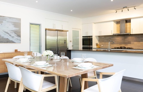 Cable Beach House | Di Lusso Cable Beach Executive Family Home in Cable Beach STRA67262IY7HT6C
