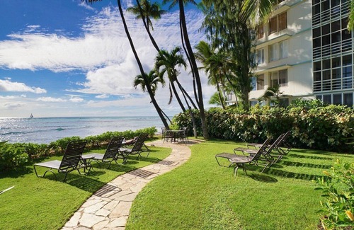 Diamond Head - Kapahulu - St. Louis Apartment | Diamond Head Beach Hotel