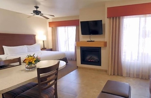 Oak Creek Apartment | Diamond Resorts Bell Rock Inn - Studio