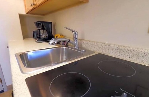 Oak Creek Apartment | Diamond Resorts Bell Rock Inn - Studio