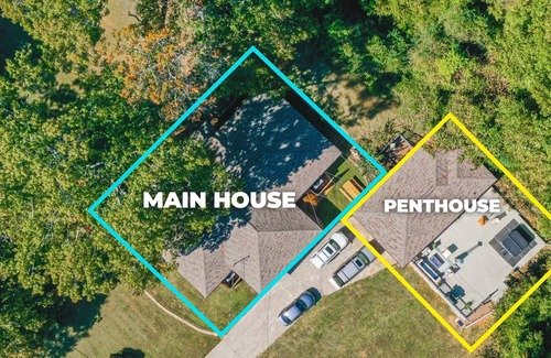 South Pittsburg Villa | Diamond Royale ⬥ Penthouse w/ Luxury Hot Tub
