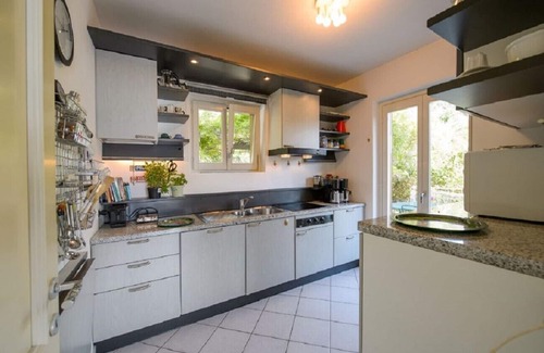 Oggebbio Villa | Diana villa with garden and lake view in Oggebbio
