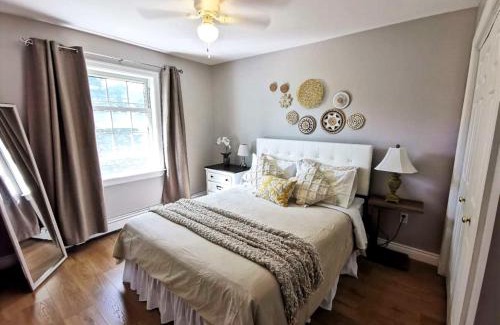 Charlottetown Villa | Dianas House