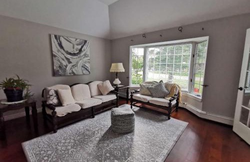 Charlottetown Villa | Dianas House