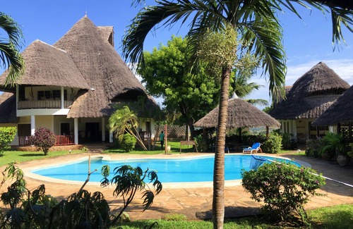 Diani Beach Apartment | Diani Paradise Villas Resort