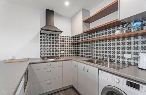 Alexandra House | Dick’s Place - Alexandra Holiday Home