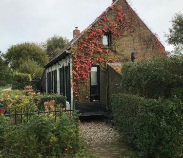 Waterlandkerkje House | Dijkhuisje Zeeland