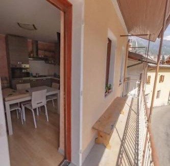 Issogne Apartment | Dimora Gilles AO