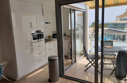 Saint-Cyprien Plage Apartment | DIRECT ACCESS TO SEA AND POOL, COMPLETELY REFURBISHED IN 2019