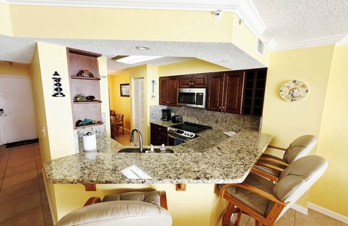 Sunny Shores Condo | Direct Oceanfront 2-bedroom condo with pool, washer & dryer in Ormond Beach