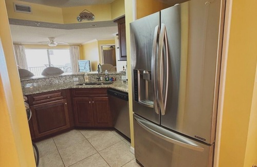 Sunny Shores Condo | Direct Oceanfront 2-bedroom condo with pool, washer & dryer in Ormond Beach