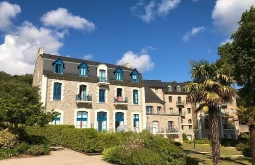 Dinard Apartment | Direct Priory Park -Exceptional beach view St Malo St Servan Solidor