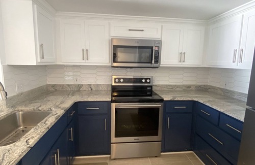 Sunnyside House | Directly on the Beautiful Beach & Gulf Water!