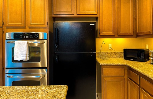Mira Loma House | Discover comfort in our 5-bedroom retreat, just a hop away from Ontario Mills