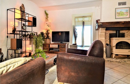 Branoux-les-Taillades House | Discover this pretty cottage in the Cevennes.