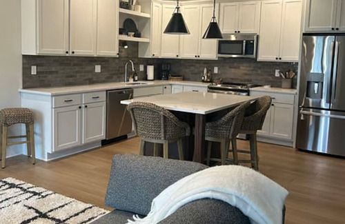 Ankeny House | Discover Modern Elegance - Luxurious, Newly-Constructed Townhouse in Ankeny