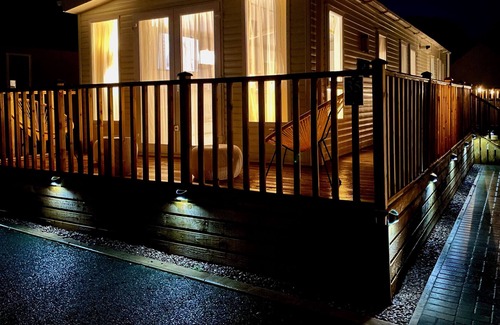 Carlisle Ski Chalet | Discover, Relax, Enjoy - Luxury Lodge all-round self-catering