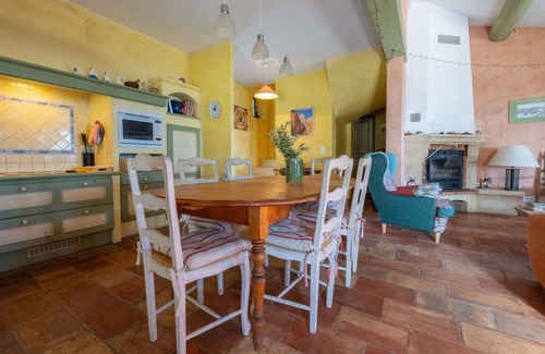 Murs Villa | Discover the Charm of Villa Marius in the Heart of Provence