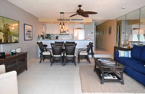 Seven Mile Beach Condo | Discovery Point Club #11 - Stay 7 nights, only pay for 6. See below for details.