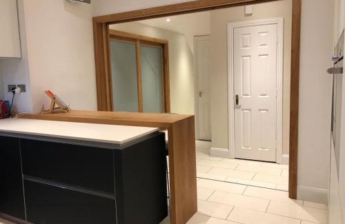 Sallybrook House | Discreet luxury Super house!