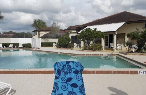 Poinciana House | Disney and Golfing cosy remodeled house