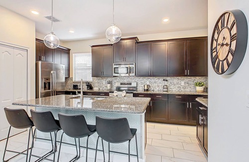 Loughman House | Disney Area – Heated Pool/Spa, Outdoor TV, Walk to Resort Amenities