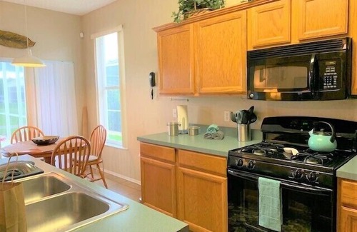 Esprit House | Disney Destination on Golf Course