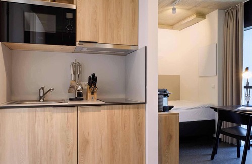 Kaisermuhlen Apartment | District Living