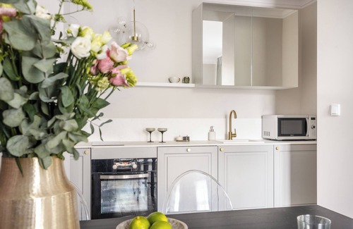 Stare Miasto Apartment | District17 - LoftAffair Collection