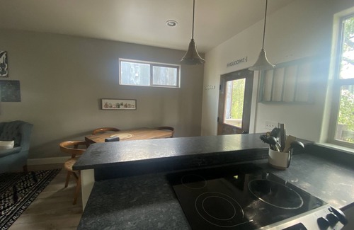 Four Corners Apartment | Ditch Hideaway