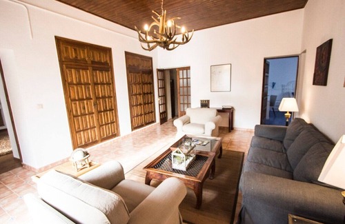 Can Trabal Villa | Divine and Delightful for 24 guests 12km to Sitges
