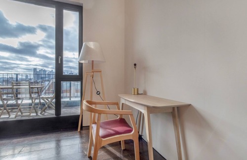 De Beauvoir Apartment | Divine Hoxton 2BR w/Balcony Overlooking Canal, nr Bars, by Blueground
