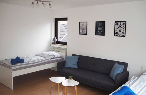 Lendersdorf Apartment | Dn02 Ferienwohnung, 70qm, 2 Schlafzimmer, 1 Wohn- /schlafraum, Max. 6 Personen