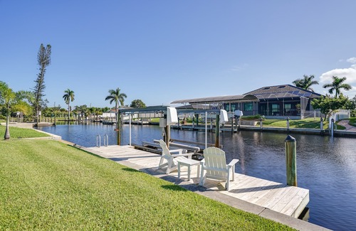 Yacht Club House | Dock, Grill & Pool: Waterfront Cape Coral Home!