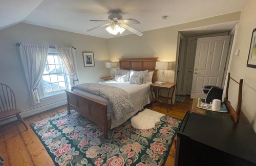 North Hero Bed & Breakfast | Dodds Brick House Bed & Breakfast